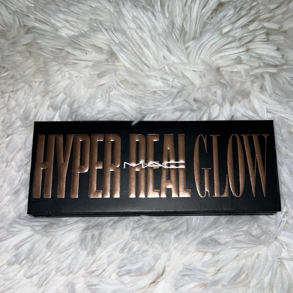 Mac Hyper Real glow flash + awe NIB - Picture 2 of 3
